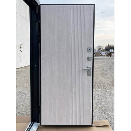 Luxor Termo 1 / букле черный / сосна белая Luxor Termo 1 / букле черный / сосна белая