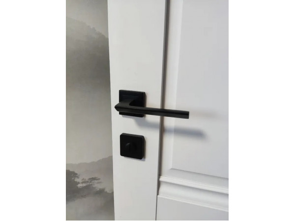 Комплект для межкомнатных дверей BLADE +магнитный замок+завертка